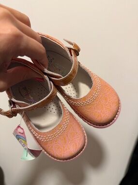 Toddler shoes